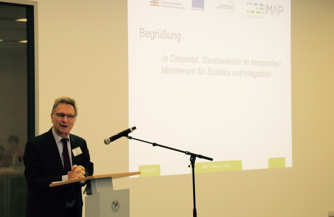 Hessische Ausländerbehörden entwickeln sich weiter